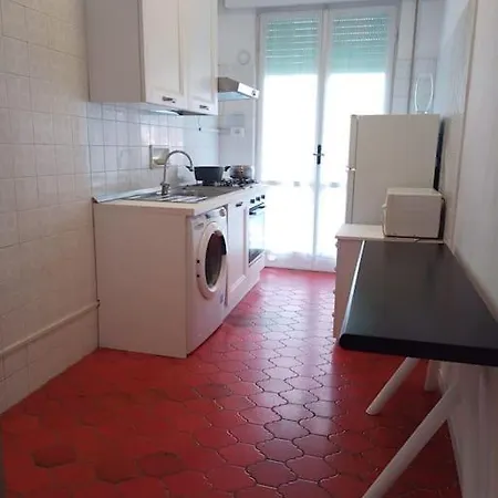 Apartment Accogliente Con Garage Sotto Casa